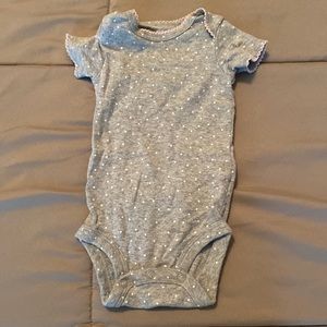 Carter’s 3M gray and white polka dot onesie